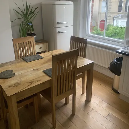 宾馆 The Lighthorseman